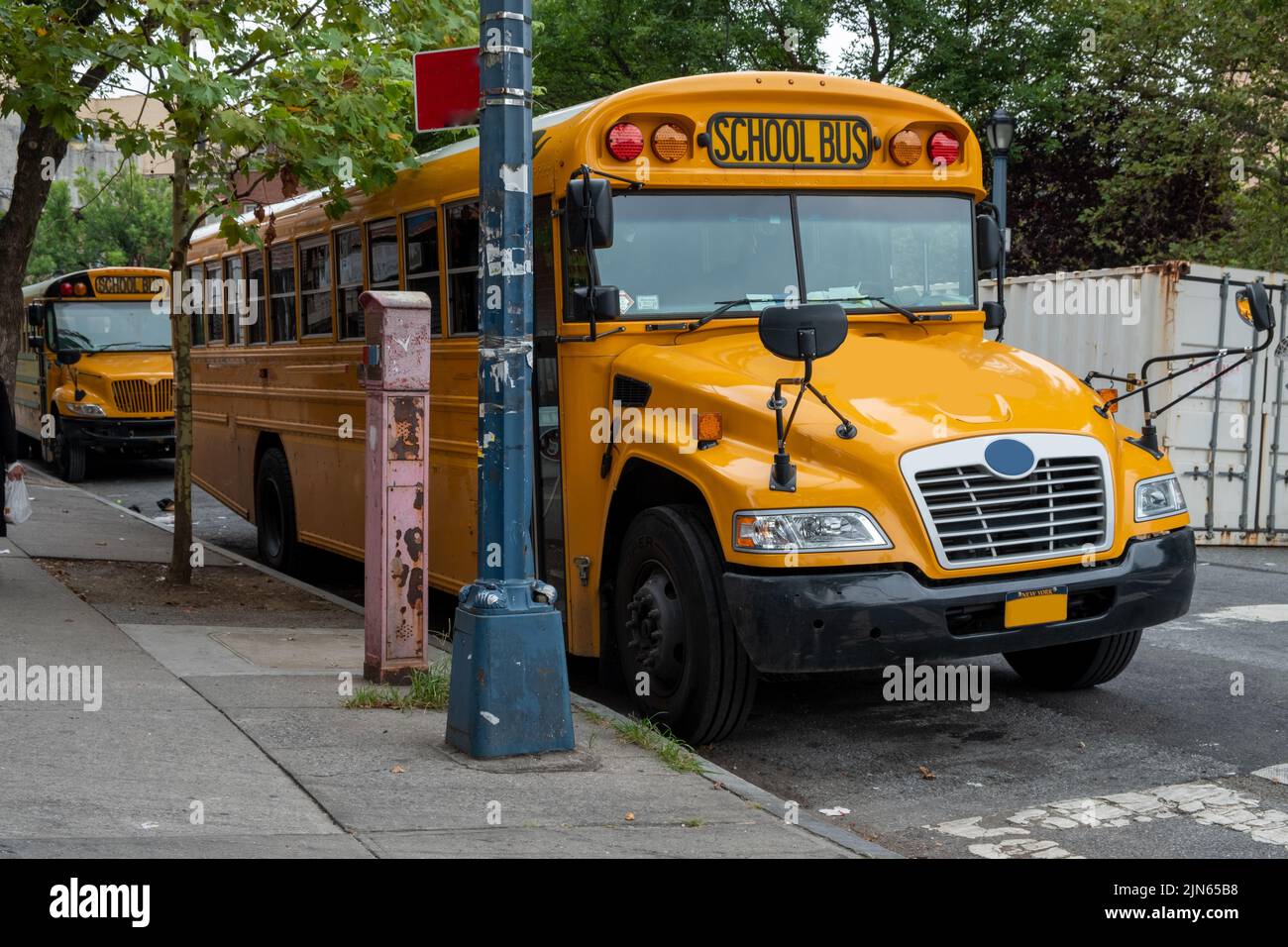 School bus new york hi-res stock photography and images - Alamy