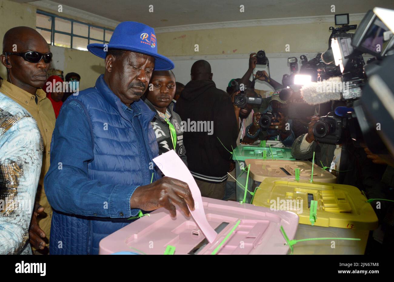 Nairobi, Kenya. 9th Aug, 2022. Raila Odinga, a veteran opposition leader who is running for the presidency under the Azimio La Umoja (Resolution for Unity) One Kenya Coalition, casts his ballot at a polling station in Nairobi, Kenya, Aug. 9, 2022. Millions of Kenyan citizens on Tuesday morning cast their ballots at about 46,229 polling stations across the country to elect their fifth president as well as members of the National Assembly, senators, and county governors. Credit: Charles Onyango/Xinhua/Alamy Live News Stock Photo
