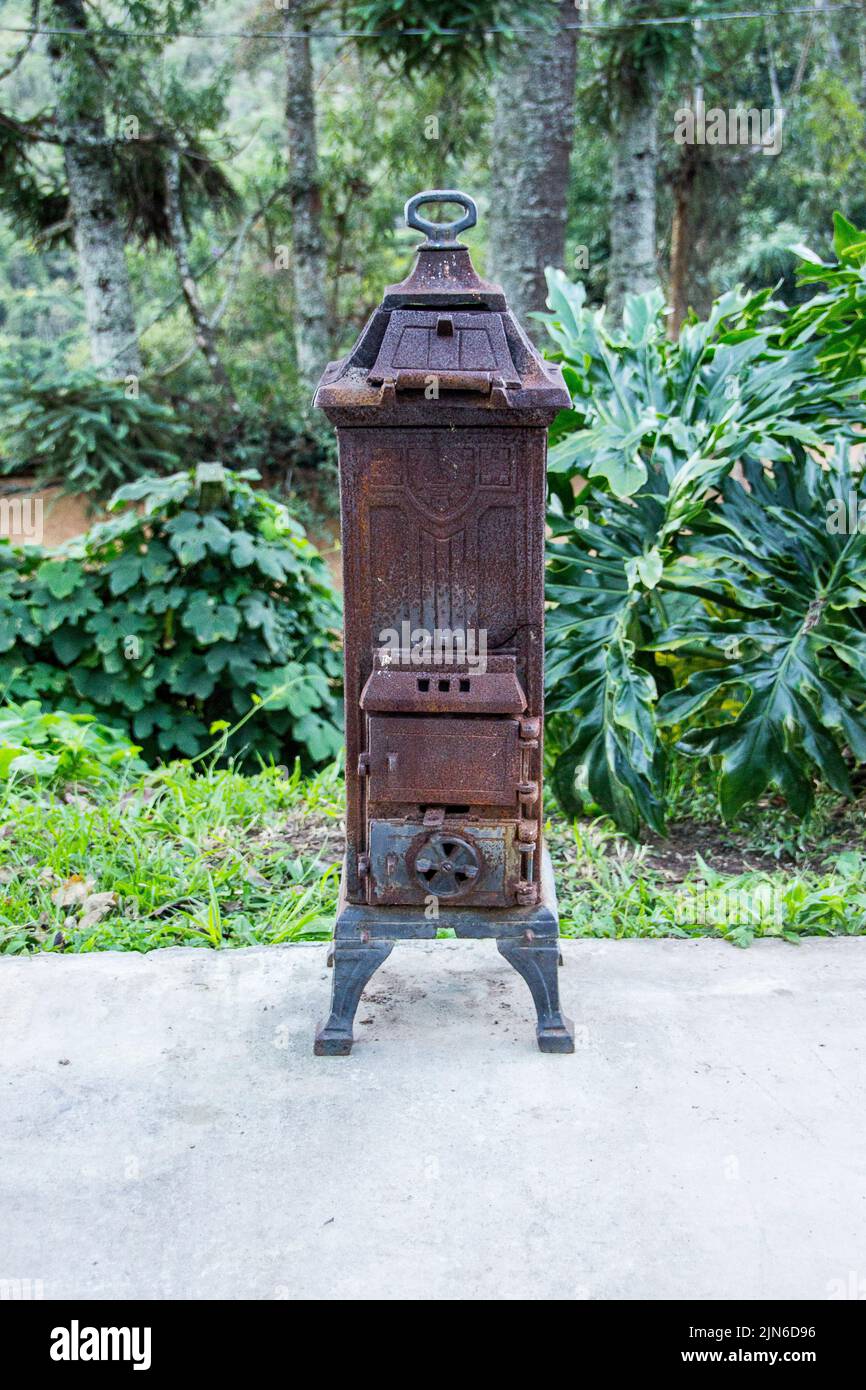 old rusted grill Stock Photo Alamy