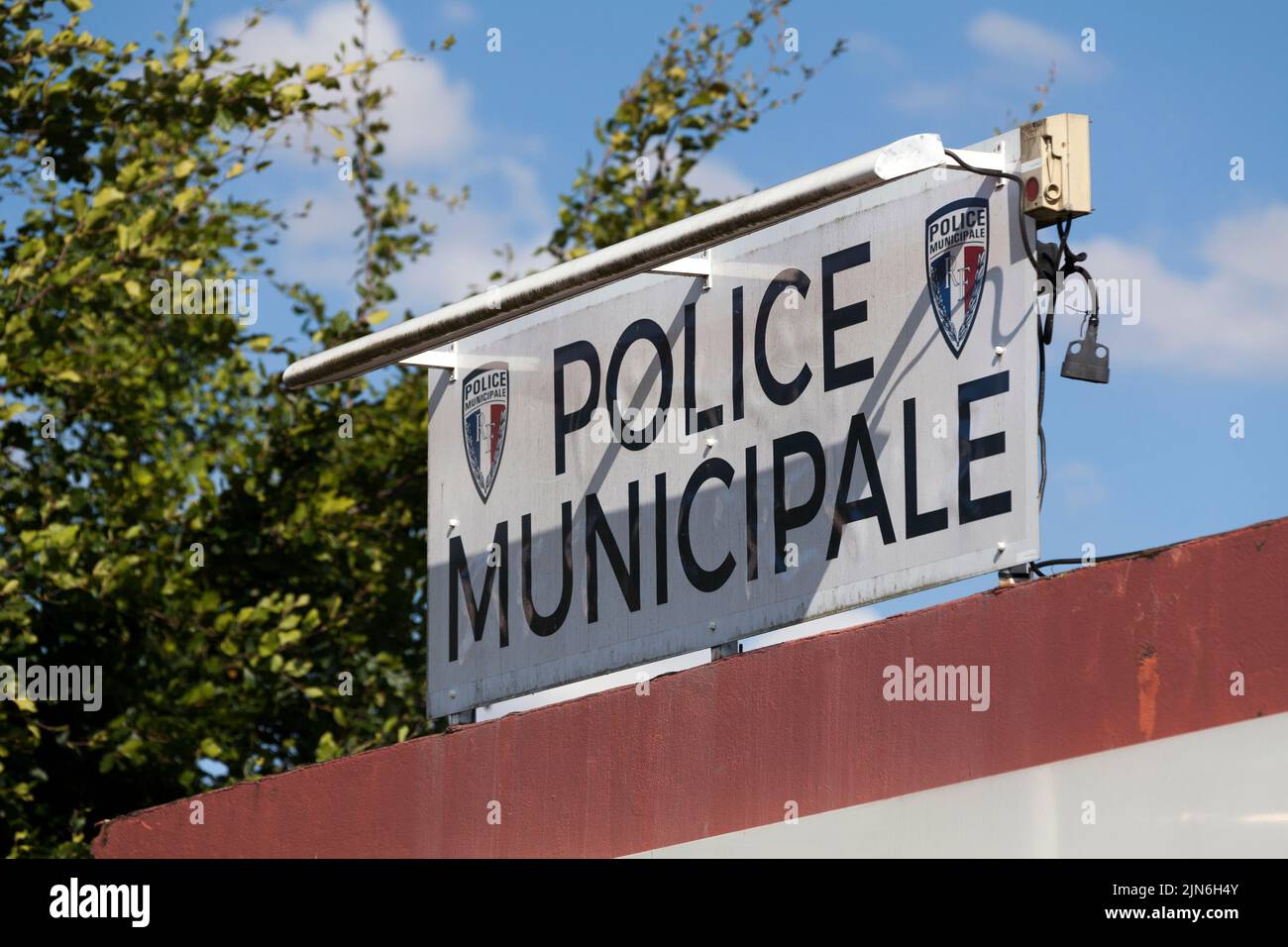 Gisors, France - August 05 2022: Close-up on the Police municipale sign above the entrance of the station. Stock Photo