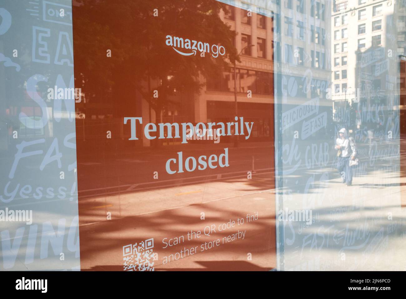 Seattle, USA. 8th Aug, 2022. Closed sign at the Amazon Go store on 4th ...