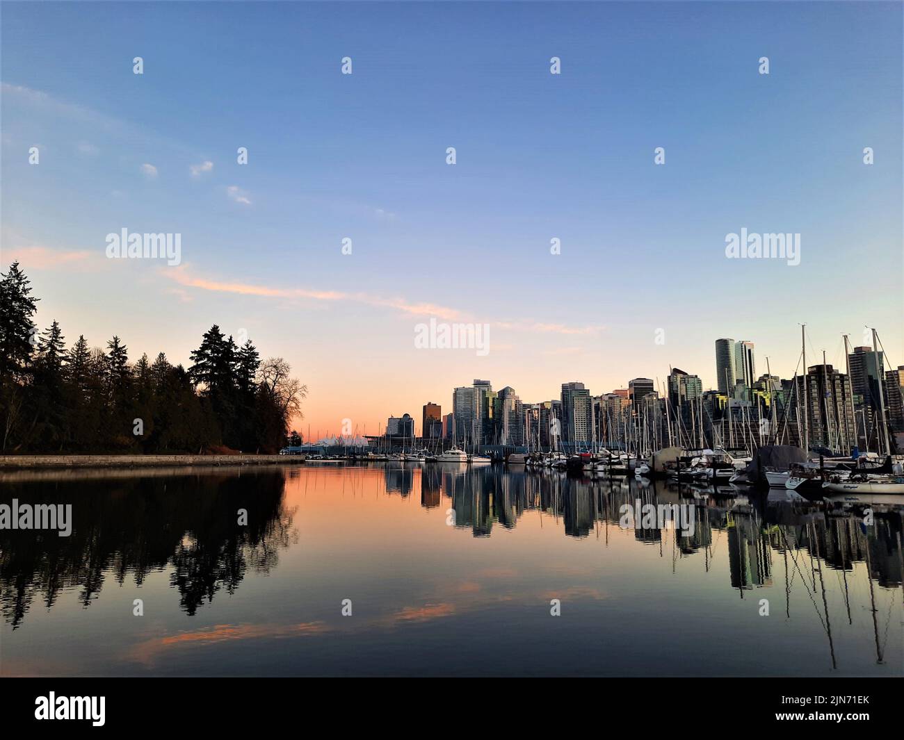 The Vancouver skyline during sunset from Stanley Park Stock Photo - Alamy