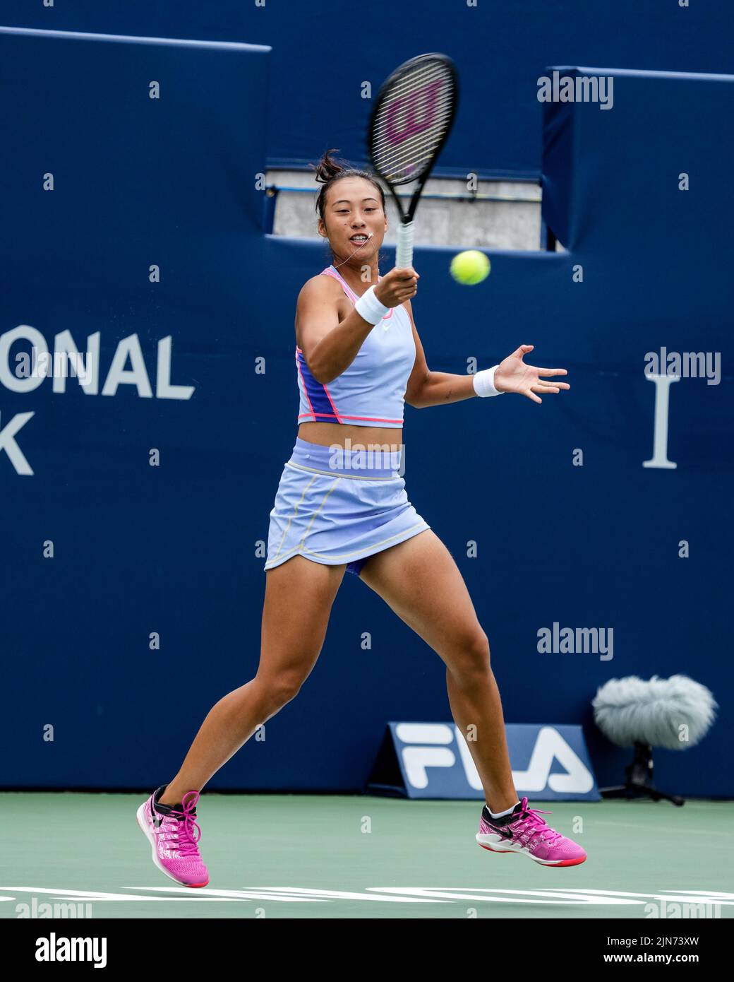 Toronto, Canada. August 9, 2022. Chinese tennis player Qinwen Zheng