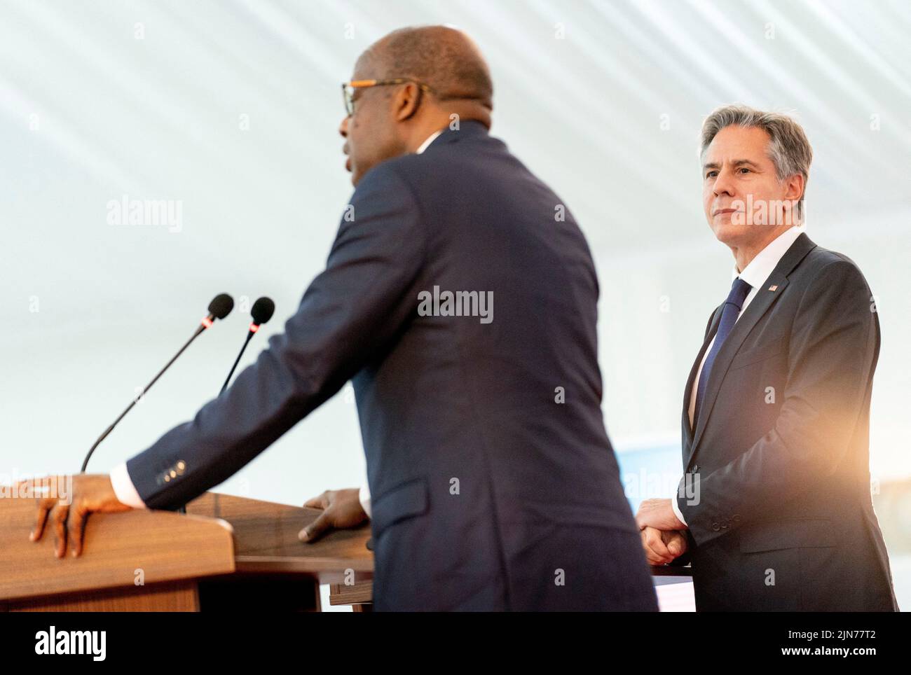 U.S. Secretary of State Antony Blinken and DRC Foreign Minister Christophe Lutundula hold a news conference at Cite de l’OUA in Kinshasa, Democratic Republic of the Congo, August 9, 2022. Andrew Harnik/Pool via REUTERS Stock Photo