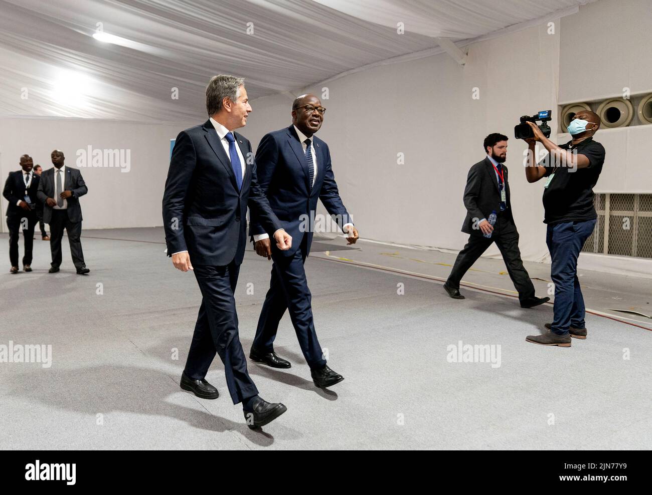 U.S. Secretary of State Antony Blinken and DRC Foreign Minister Christophe Lutundula arrive for a news conference at Cite de l’OUA in Kinshasa, Democratic Republic of the Congo, August 9, 2022. Andrew Harnik/Pool via REUTERS Stock Photo