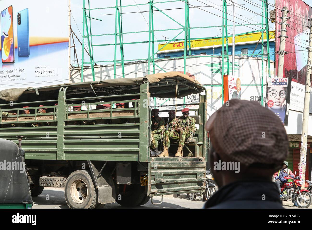 Nakuru, Kenya. 09th Aug, 2022. A truck carrying General Service Unit (GSU) officers patrol the streets during Kenya's General Election. Kenyans began voting Tuesday morning, August 9, 2022, to elect for their preferred president and members of both the national and local parliaments. (Photo by James Wakibia/SOPA Images/Sipa USA) Credit: Sipa USA/Alamy Live News Stock Photo