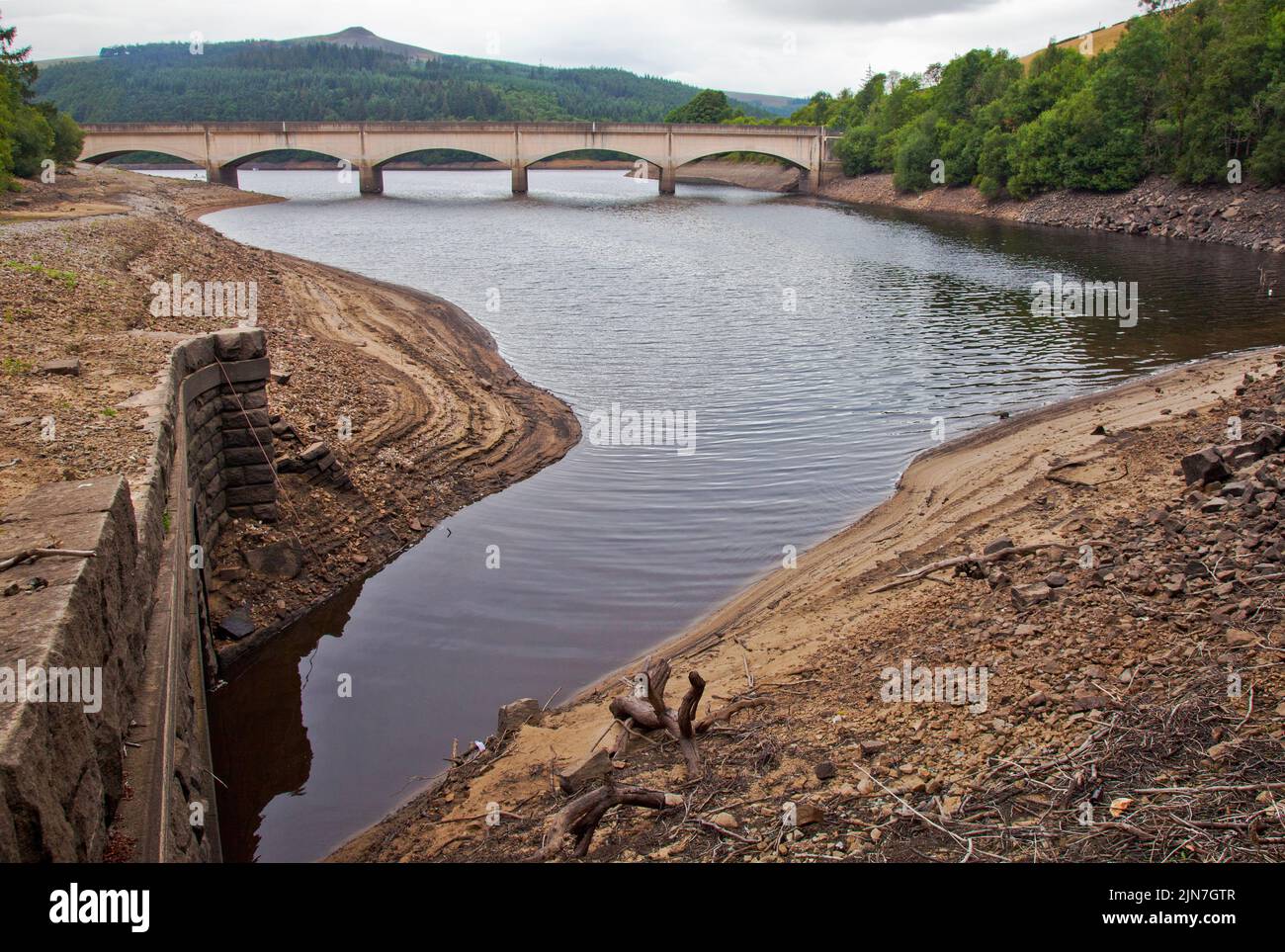 at the bottom of Ladybower Reservoir looking at the A6013 Road Stock Photo