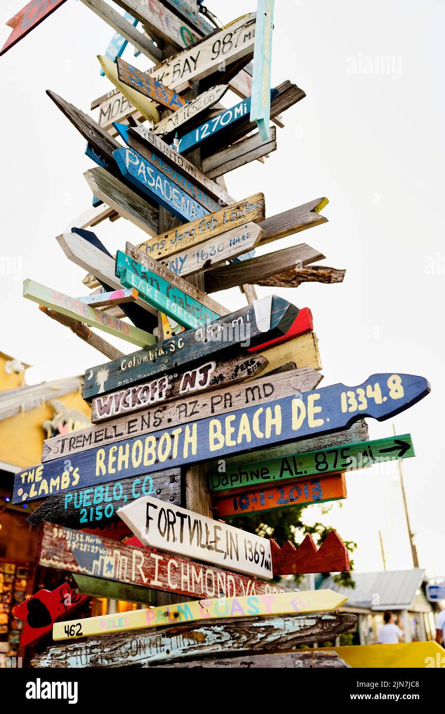 Distance to key west hi-res stock photography and images - Alamy