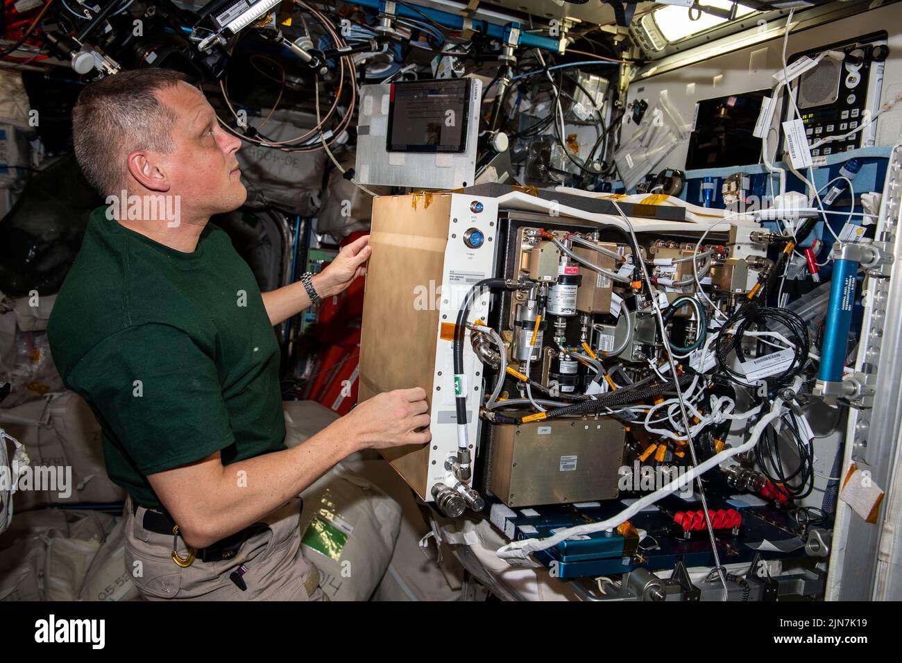 Earth Atmosphere. 1st Aug, 2022. Astronaut Bob Hines replaces the environmental control system inside the Plant Habitat's growth chamber. Credit: NASA/ZUMA Press Wire Service/ZUMAPRESS.com/Alamy Live News Stock Photo