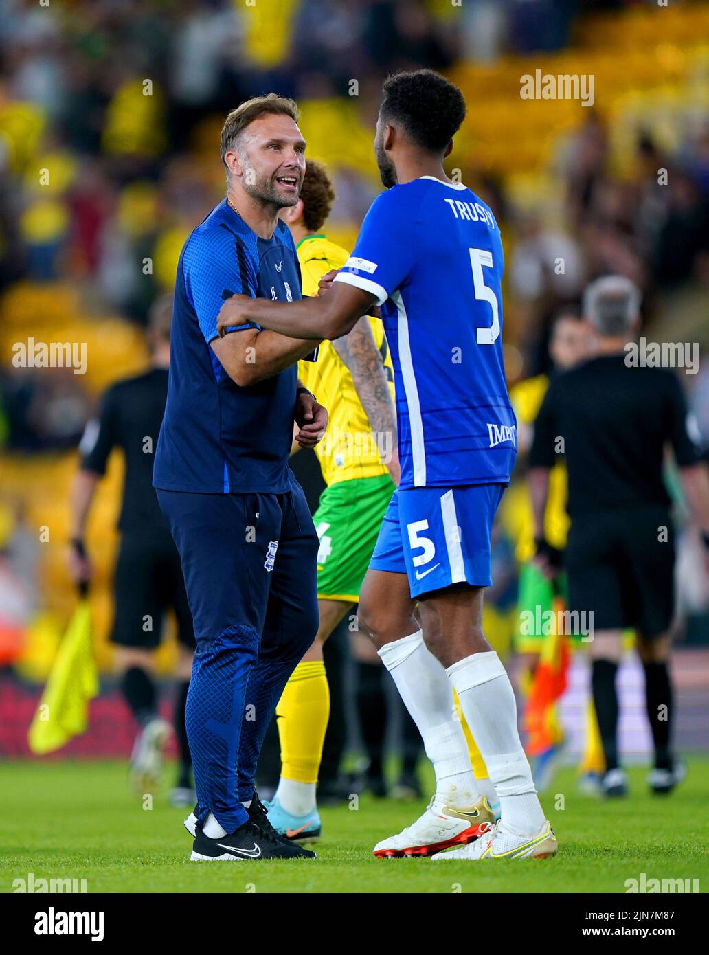 Birmingham City manager John Eustace speaks to Auston Trusty at the end of the Carabao Cup, first round match at Carrow Road, Norwich. Picture date: Tuesday August 9, 2022. Stock Photo