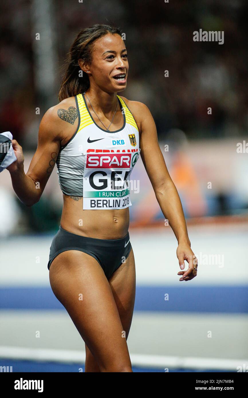 Tatjana Pinto participating in the 4x100 meter relay at the European