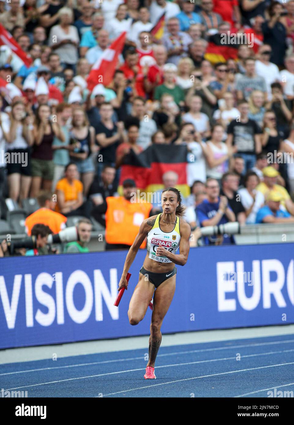 Tatjana Pinto participating in the 4x100 meter relay at the European