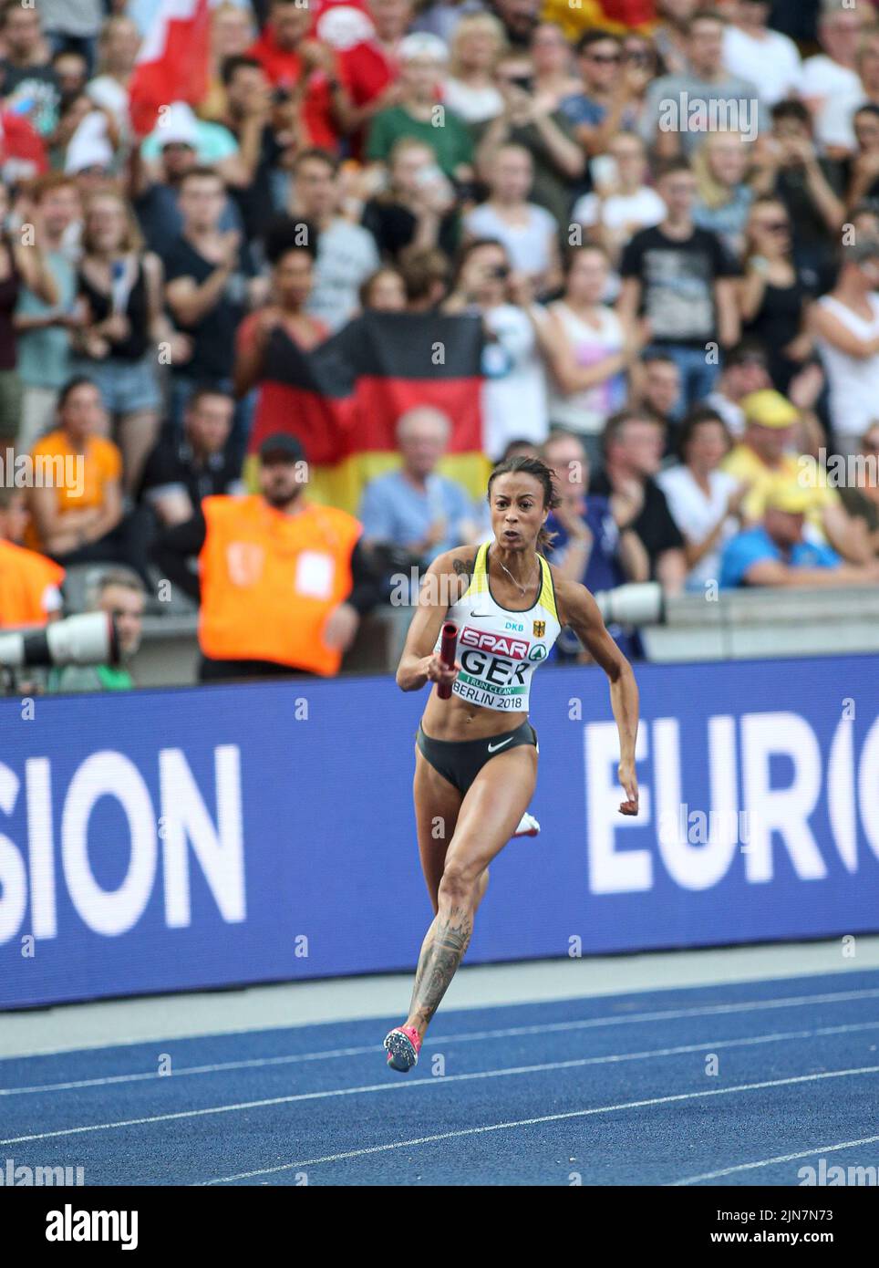 Tatjana Pinto participating in the 4x100 meter relay at the European