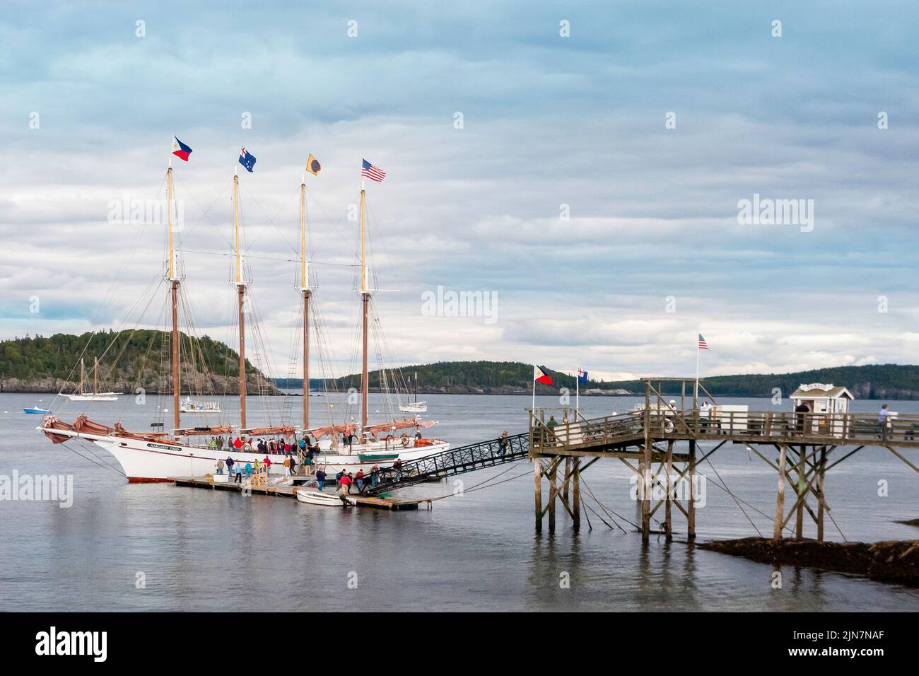 Four masted schooner built as a tourist vessel, launched 04-11-1998 sailing out of Bar Harbor, Maine, USA. Schooner loaded with tourists. Stock Photo