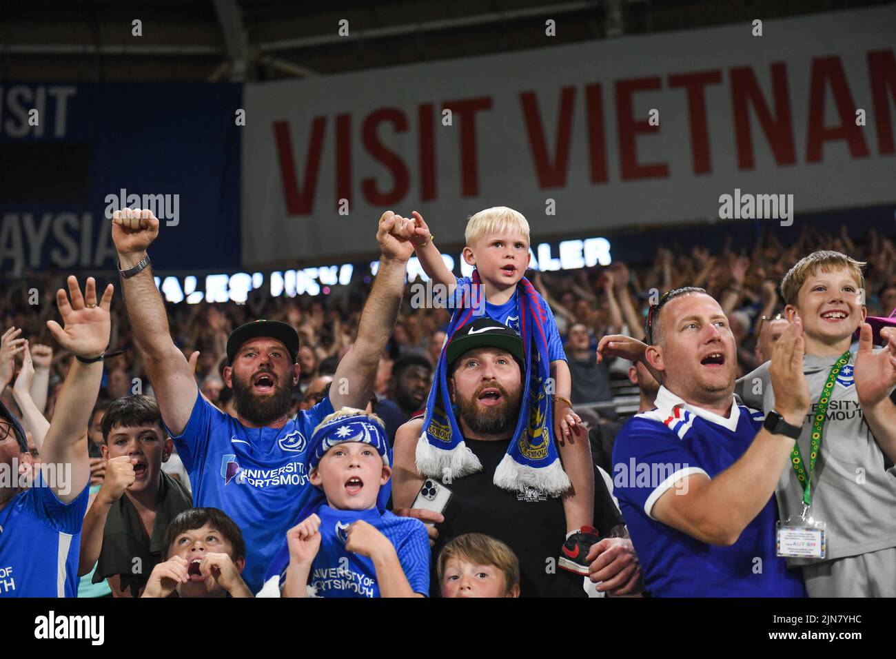 Soccerm supporters hi-res stock photography and images - Alamy