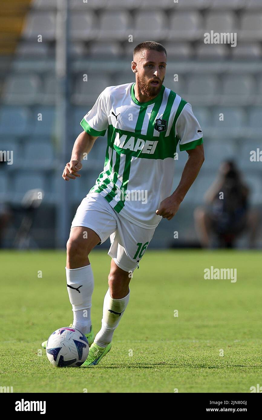 Modena, Italy. 08 August 2022. Mario Gargiulo of Modena FC gestures during  the Coppa Italia football match between Modena FC and US Sassuolo. Credit:  Nicolò Campo/Alamy Live News Stock Photo - Alamy