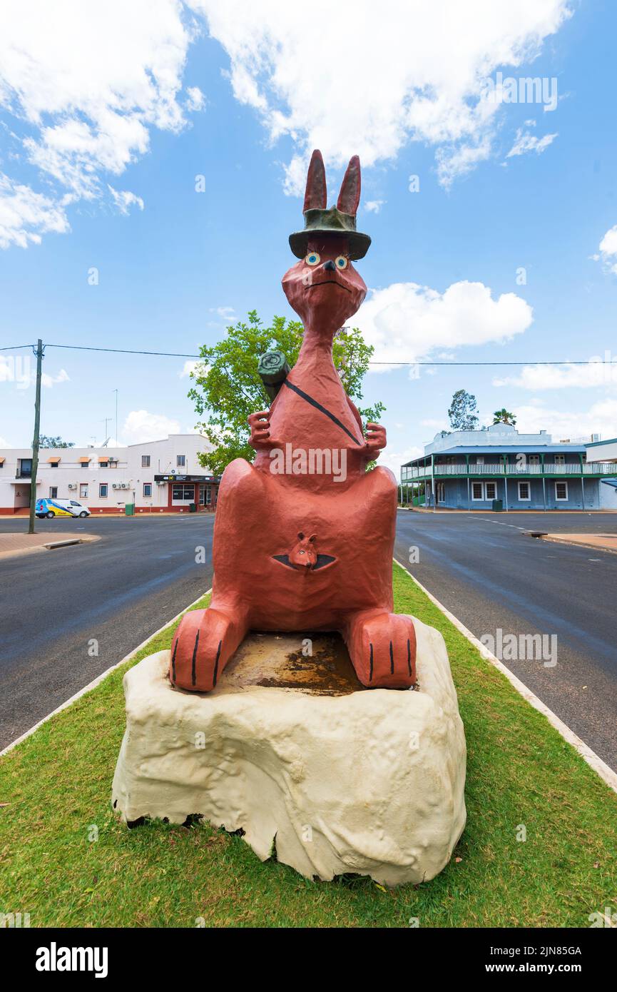 Matilda the Kangaroo sculpture in Wills Street, Charleville, South West Queensland, QLD, Australia Stock Photo