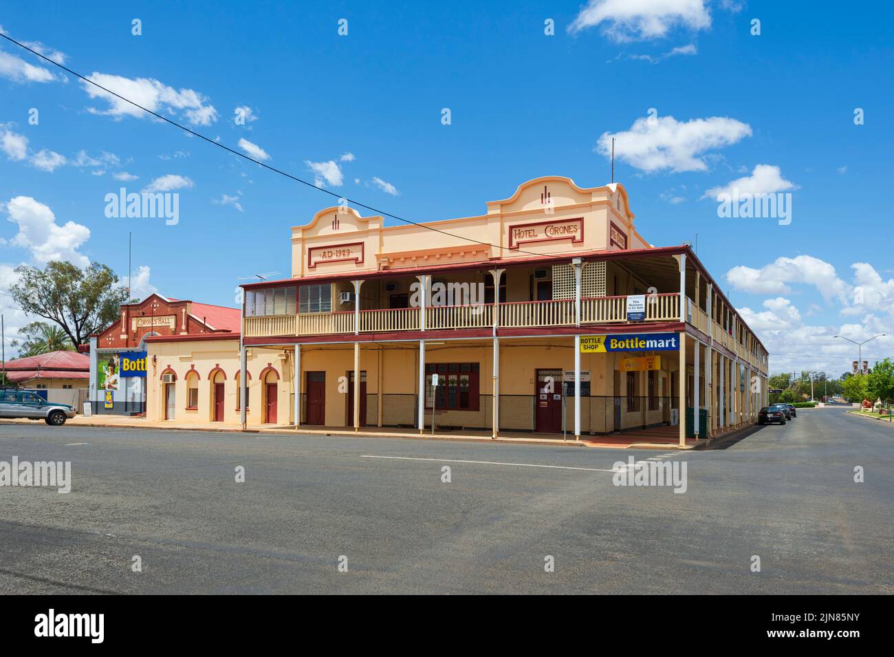 Renowned historic Hotel Corones, built in the 1920's is a landmark in Charleville, South West Queensland, QLD, Australia Stock Photo