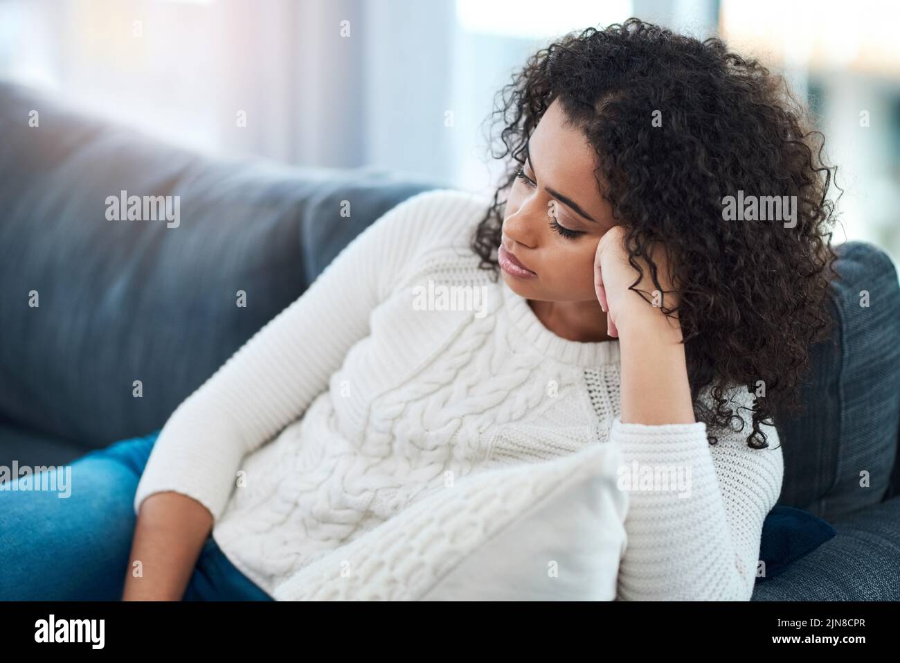 Relaxing i young woman hi-res stock photography and images - Alamy