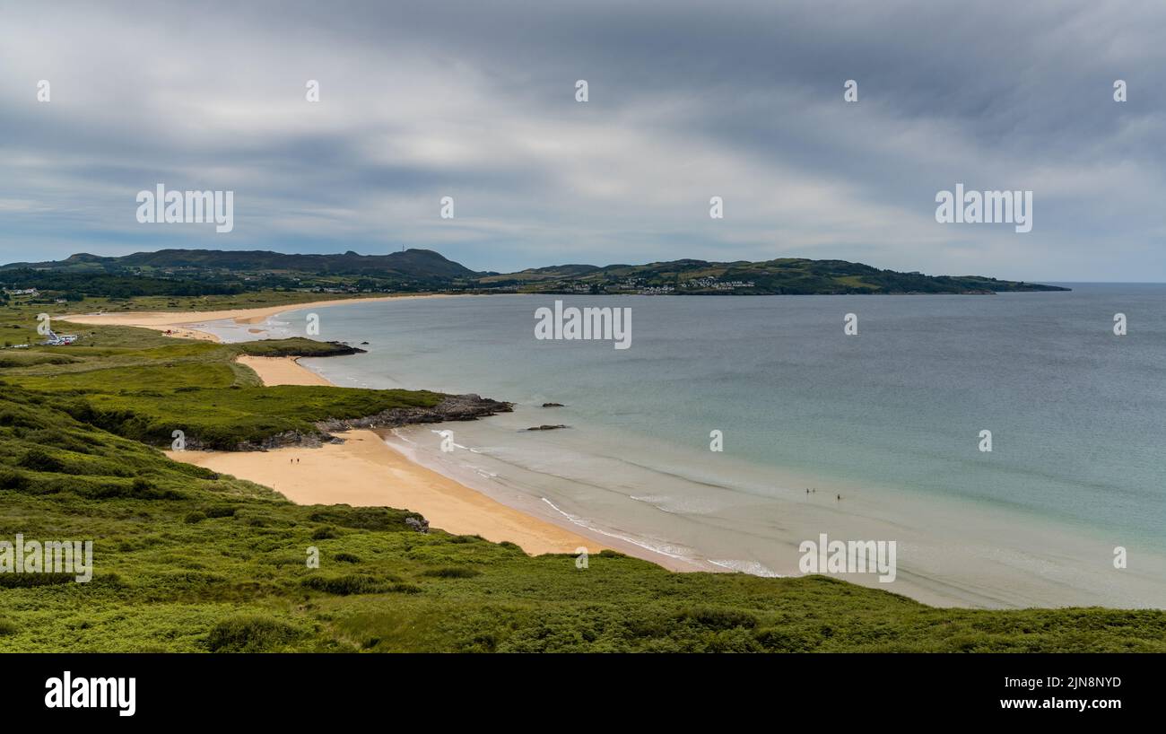A view of the beautiful Ballymastocker Beach on the western shroes of Lough Swilly in Ireland Stock Photo