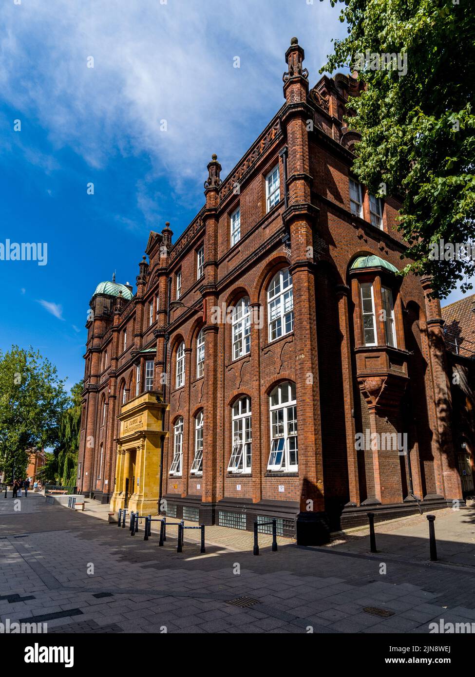 Norwich University of the Arts St George's Building. Formerly the Norwich Technical Institute, the building opened in 1899. NUA Norwich. Stock Photo