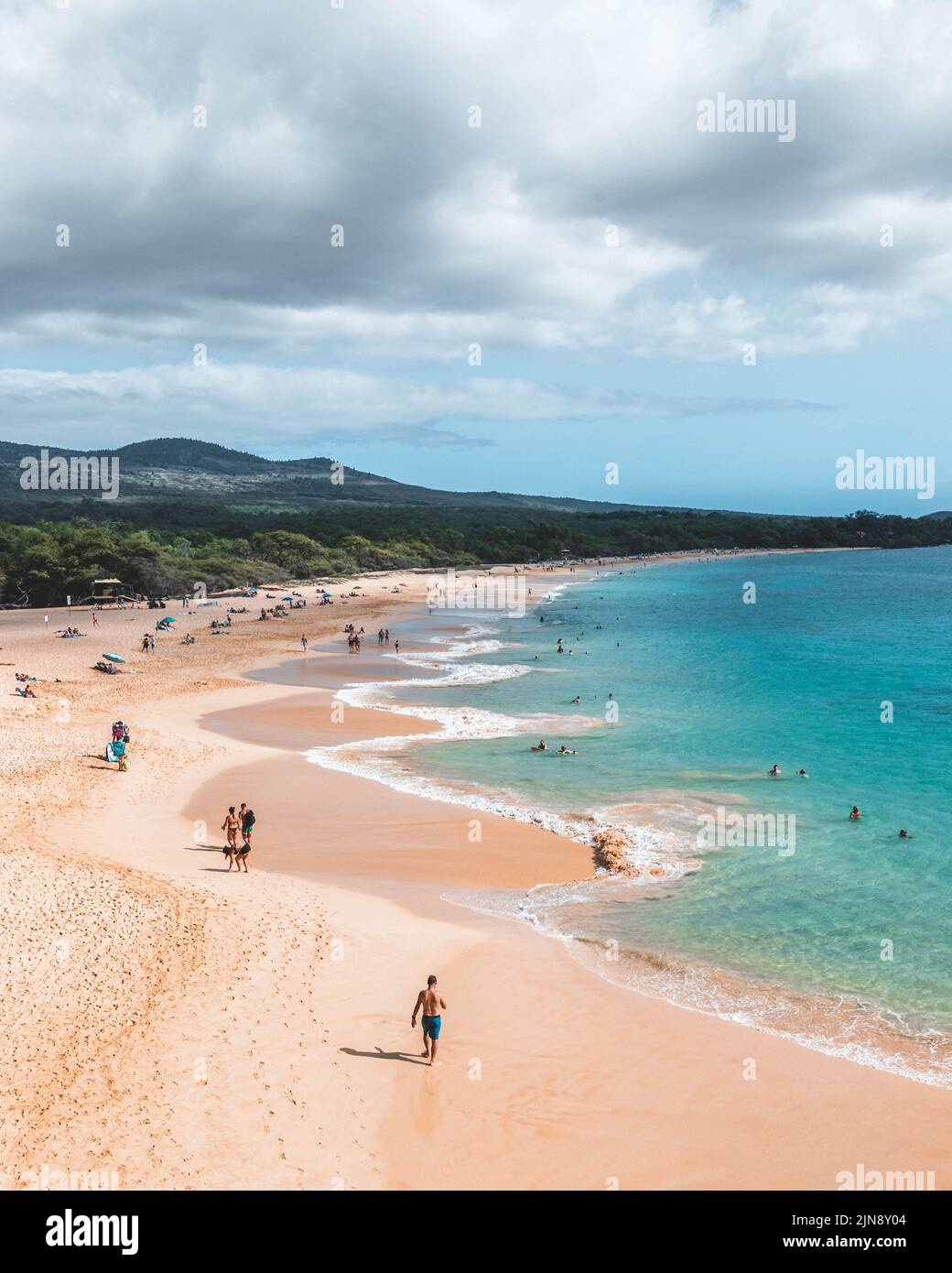 Maui drone hi-res stock photography and images - Alamy