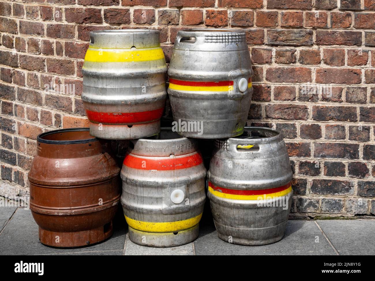 Recycled brick hires stock photography and images Alamy