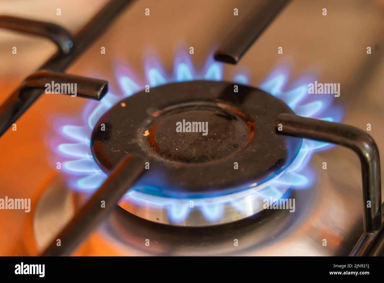 Blue flames, gas burner, CO2, cooking, gas, power, stove, fuel poverty