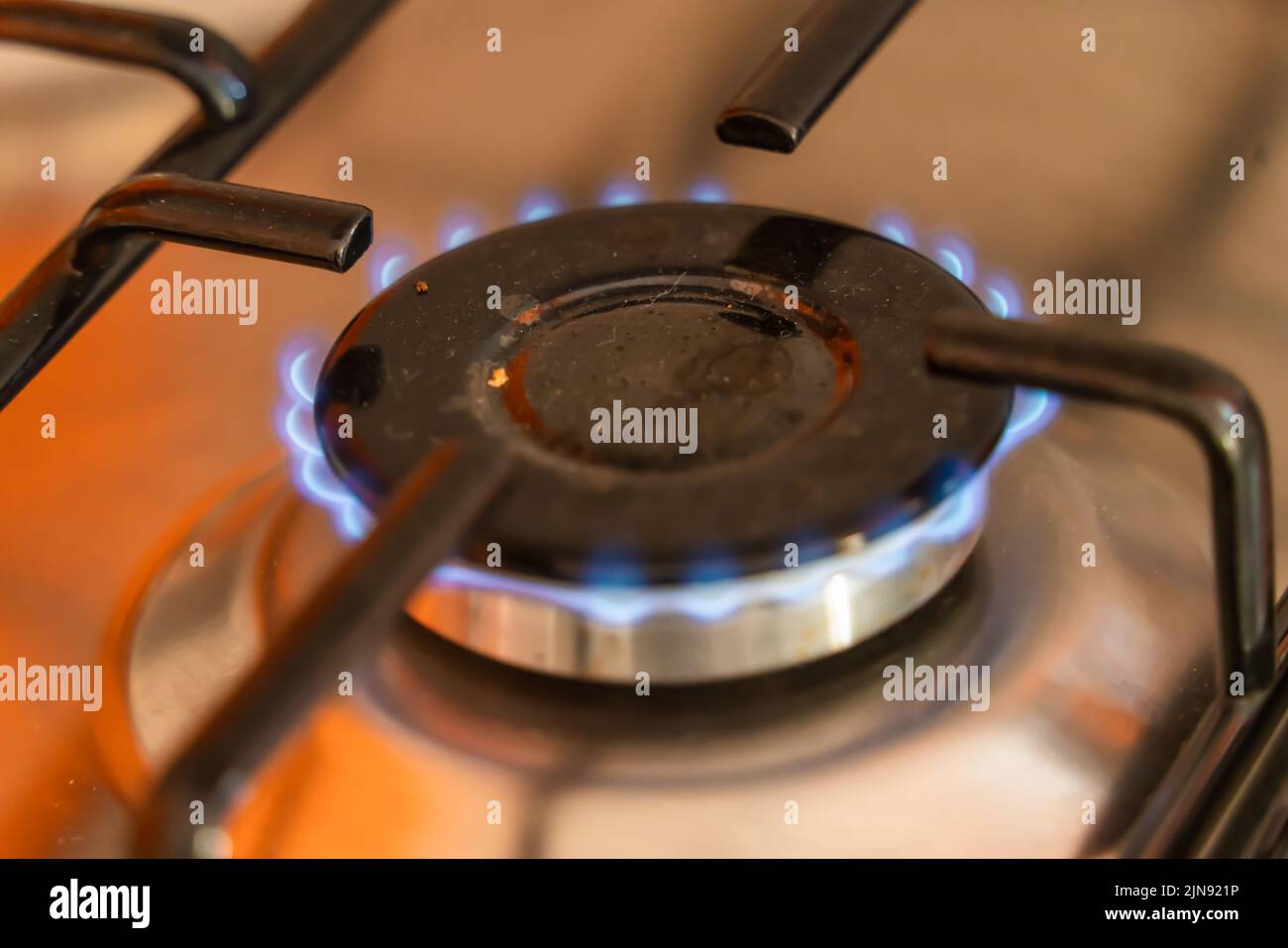 Blue flames, gas burner, CO2, cooking, gas, power, stove, fuel poverty