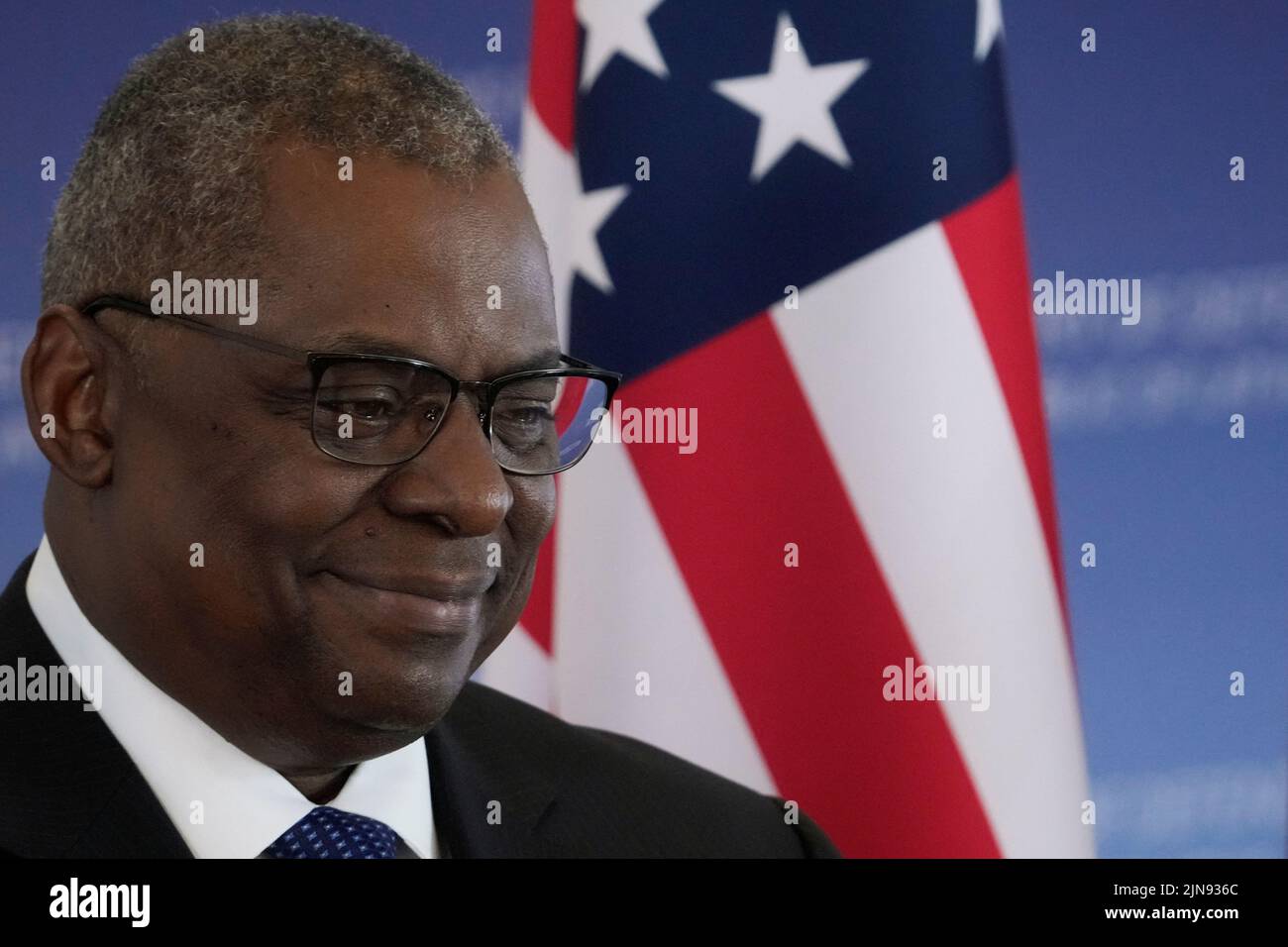 U.S. Defense Secretary Lloyd Austin attends a news conference with Latvian Defense Minister Artis Pabriks in Riga, Latvia August 10, 2022. REUTERS/Ints Kalnins Stock Photo