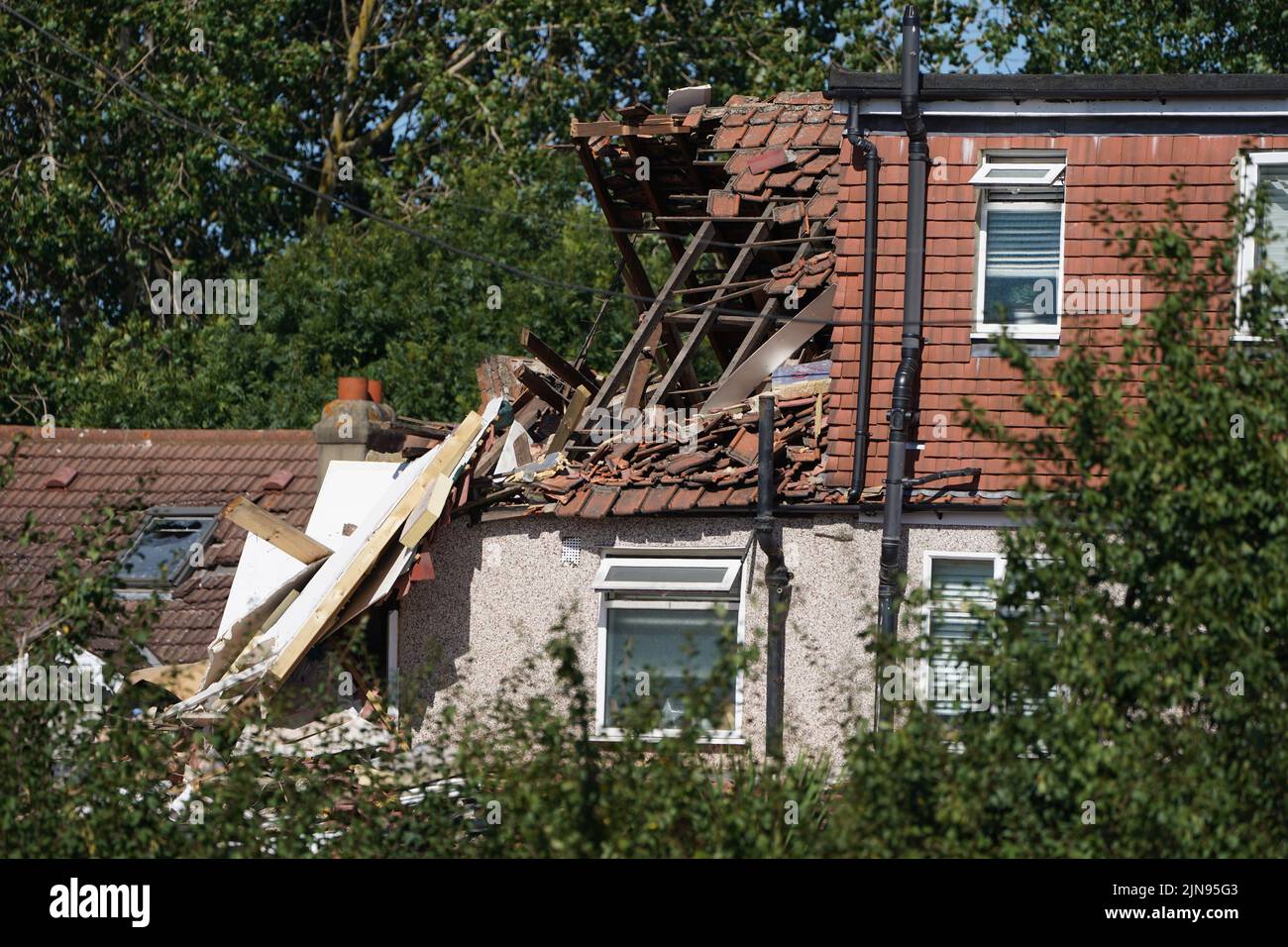 Child accidents home hires stock photography and images Alamy