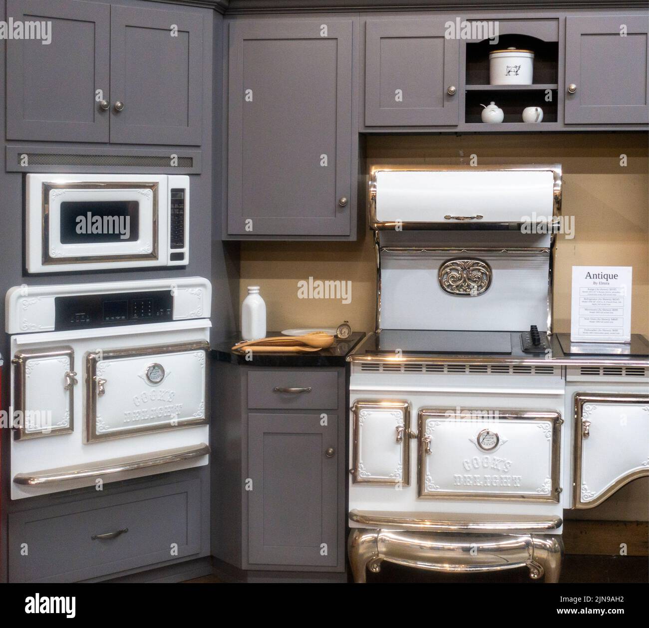 Lehman's hardware store in Kidron Ohio Stock Photo Alamy