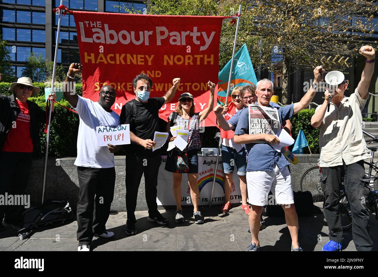 1 Principal Place, London, UK. 10th August 2022. Amazon workers