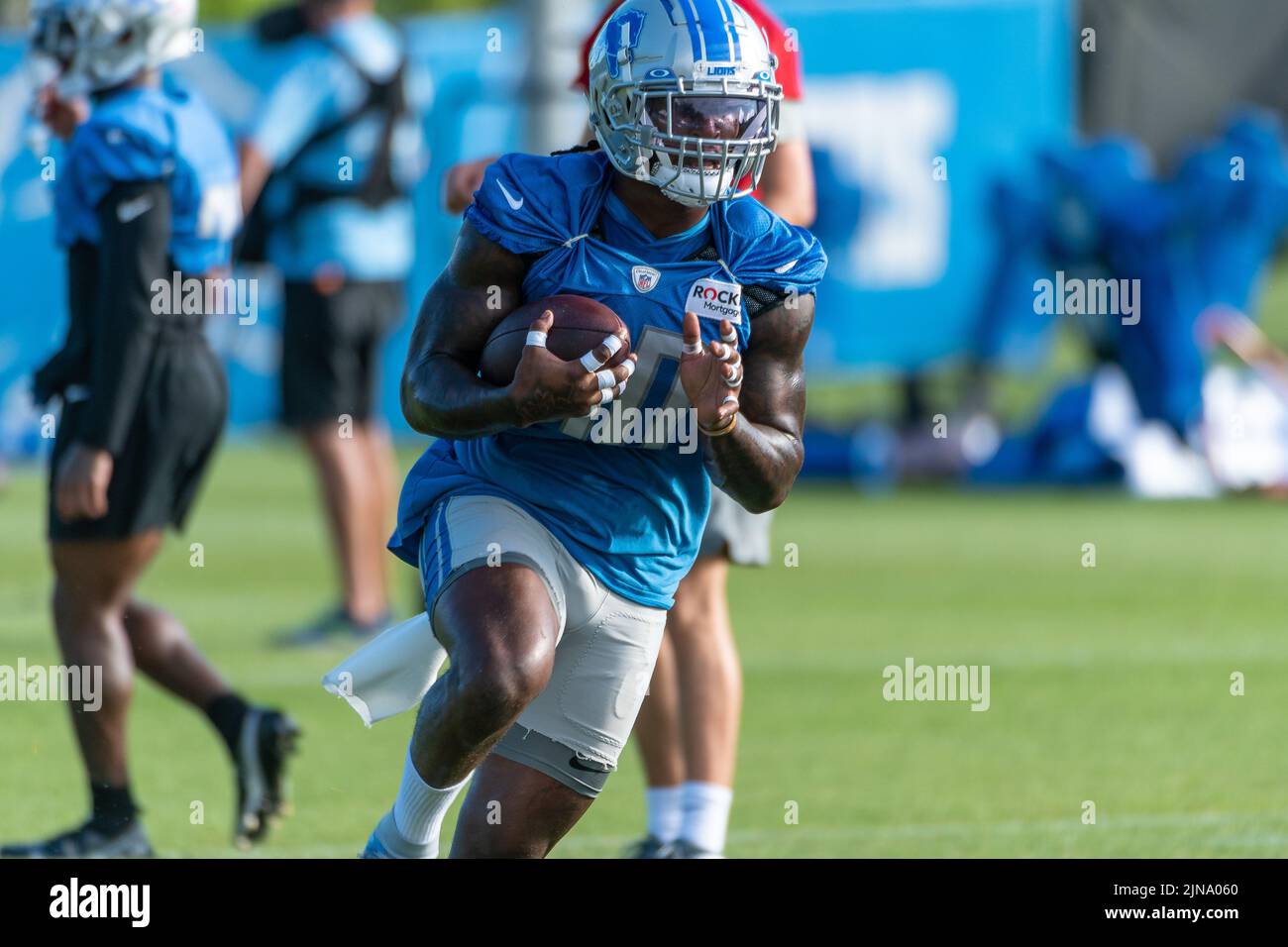 Detroit Lions wide receiver Kalif Raymond catches a pass during an NFL  football practice in Allen Park, Mich., Monday, June 12, 2023. (AP  Photo/Paul Sancya Stock Photo - Alamy