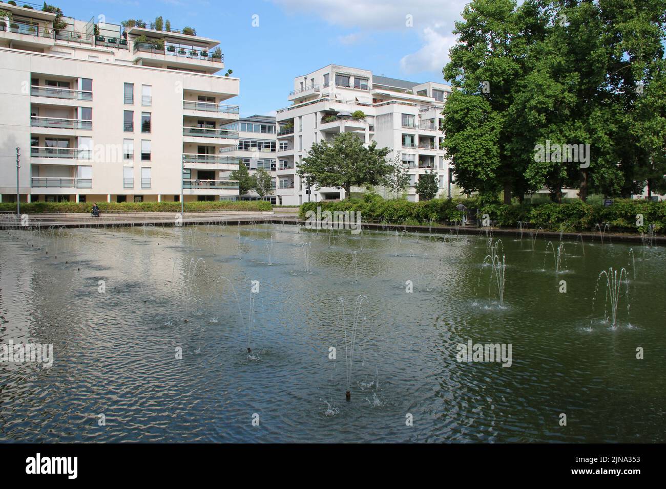 modern flat buildings and pond in nancy (france Stock Photo Alamy