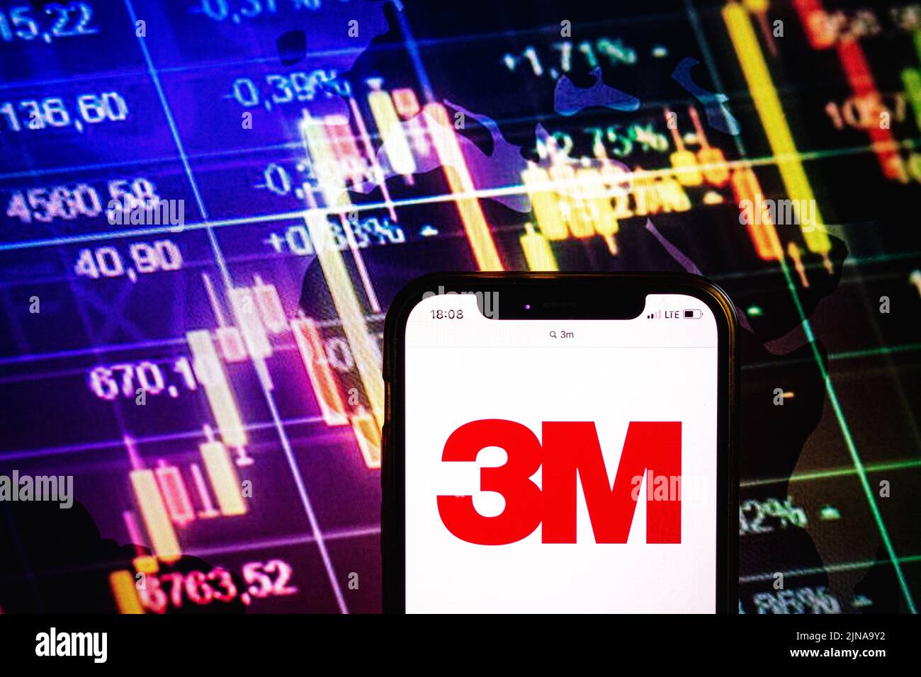KONSKIE, POLAND - August 09, 2022: Smartphone displaying logo of 3M company on stock exchange diagram background Stock Photo