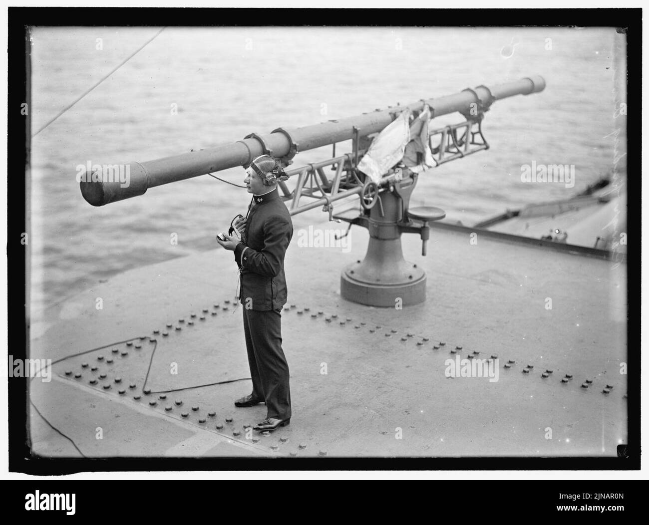 TARGET PRACTICE. RANGE FINDING DEVICE Stock Photo Alamy