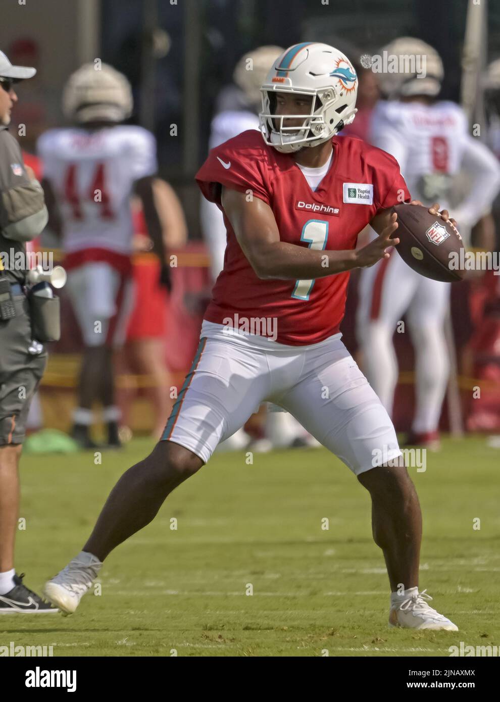 Tampa, United States. 10th Aug, 2022. Miami Dolphins quarterback Tua Tagovailoa passes during a joint practice with the Tampa Bay Buccaneers at the Buccaneer's training center in Tampa, Florida on Wednesday, August 10, 2022. Photo by Steve Nesius/UPI Credit: UPI/Alamy Live News Stock Photo