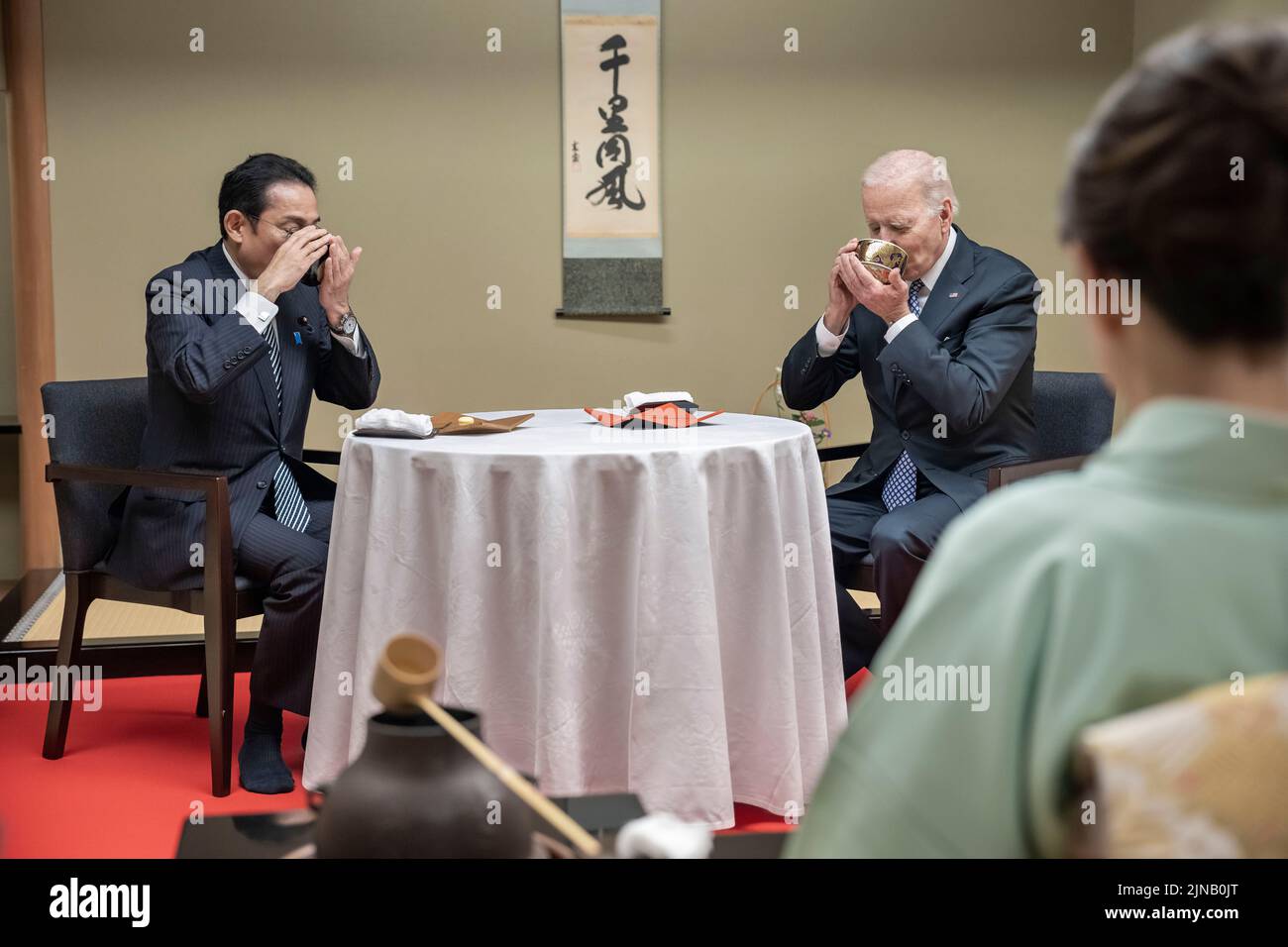 President Joe Biden attends a green tea ceremony hosted by Japanese Prime Minister Kishida Fumio and his wife Yuko Kishida, Monday, May 23, 2022, at Kochuan restaurant in Tokyo. (Official White House Photo by Adam Schultz) Stock Photo