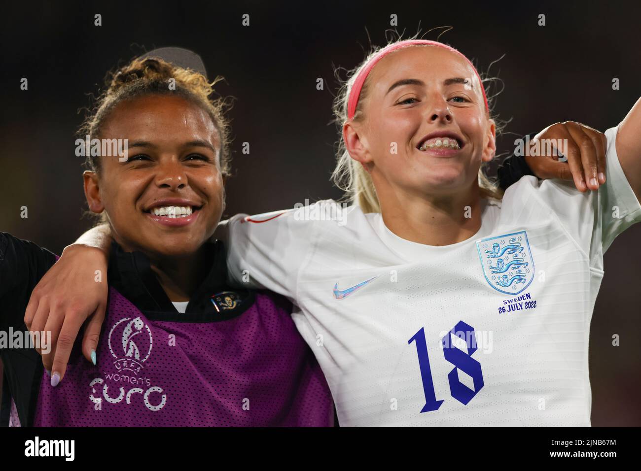 Sheffield, England, 26th July 2022. Nikita Parris and Chloe Kelly of England celebrate following the final whistle of the UEFA Women's European Championship 2022 match at Bramall Lane, Sheffield. Picture credit should read: Jonathan Moscrop / Sportimage Stock Photo