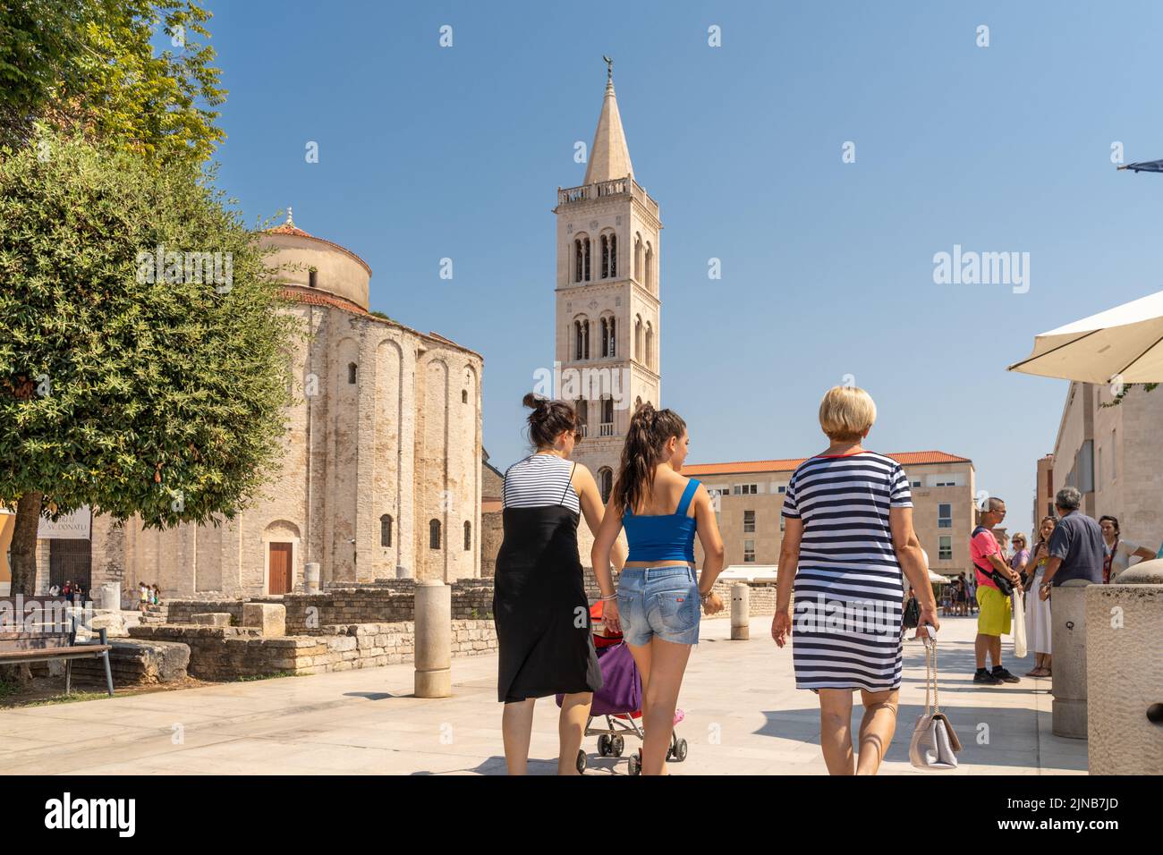 The Church Of St. Donatus In The City Of Zadar Croatia With Numerous Tourists And Holidaymakers Stock Photo