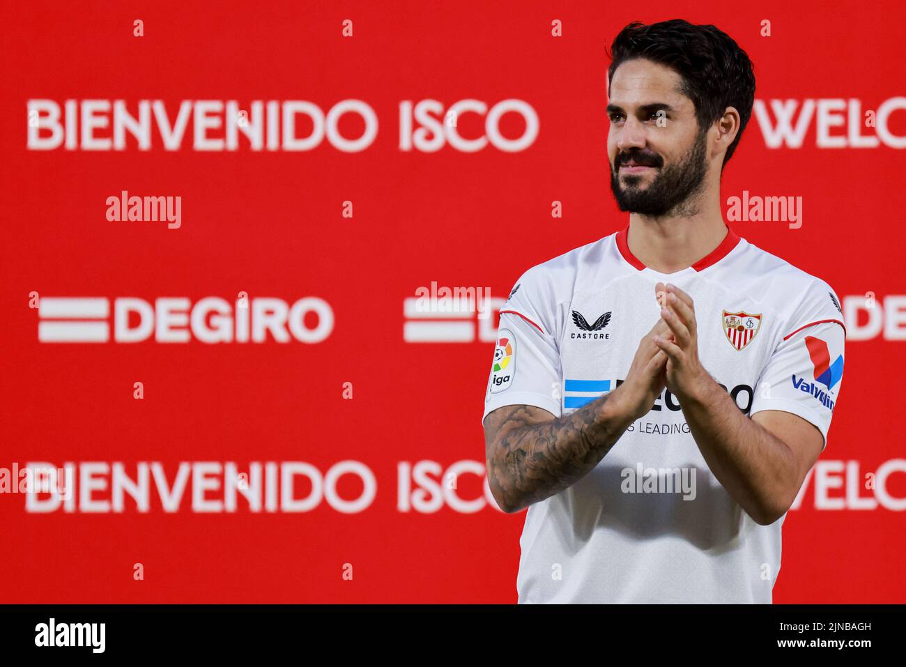 Seville, Seville, Spain. 10th Aug, 2022. Isco Alarcon during the presentation of Isco Alarcon as a new player of Sevilla CF at Sanchez Pizjuan Stadium on August 08, 2022 in Seville, Spain. (Credit Image: © Jose Luis Contreras/DAX via ZUMA Press Wire) Credit: ZUMA Press, Inc./Alamy Live News Stock Photo