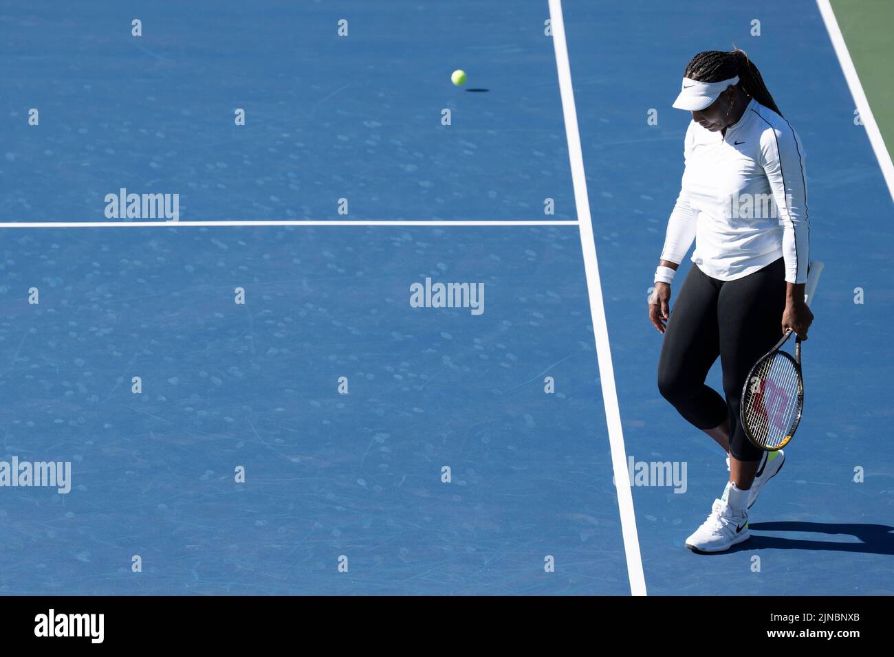 Serena Williams practises before her match against Belinda Bencic at