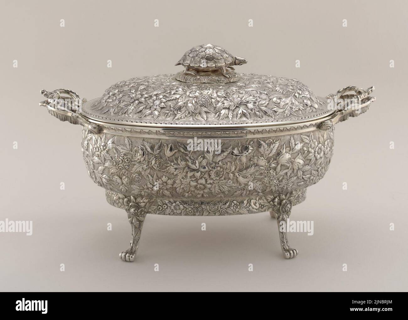 Terrapin Soup Tureen, Lid And Liner, 188090 Stock Photo Alamy