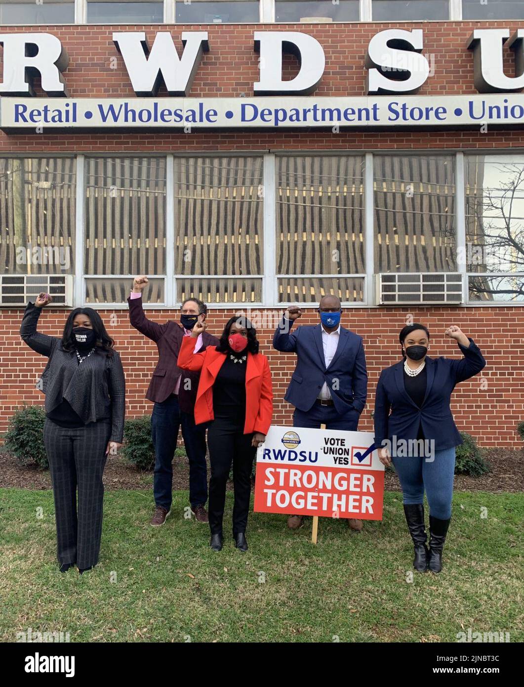 Terri Sewell at RWDSU in support of Amazon workers unionizing in 2021 ...