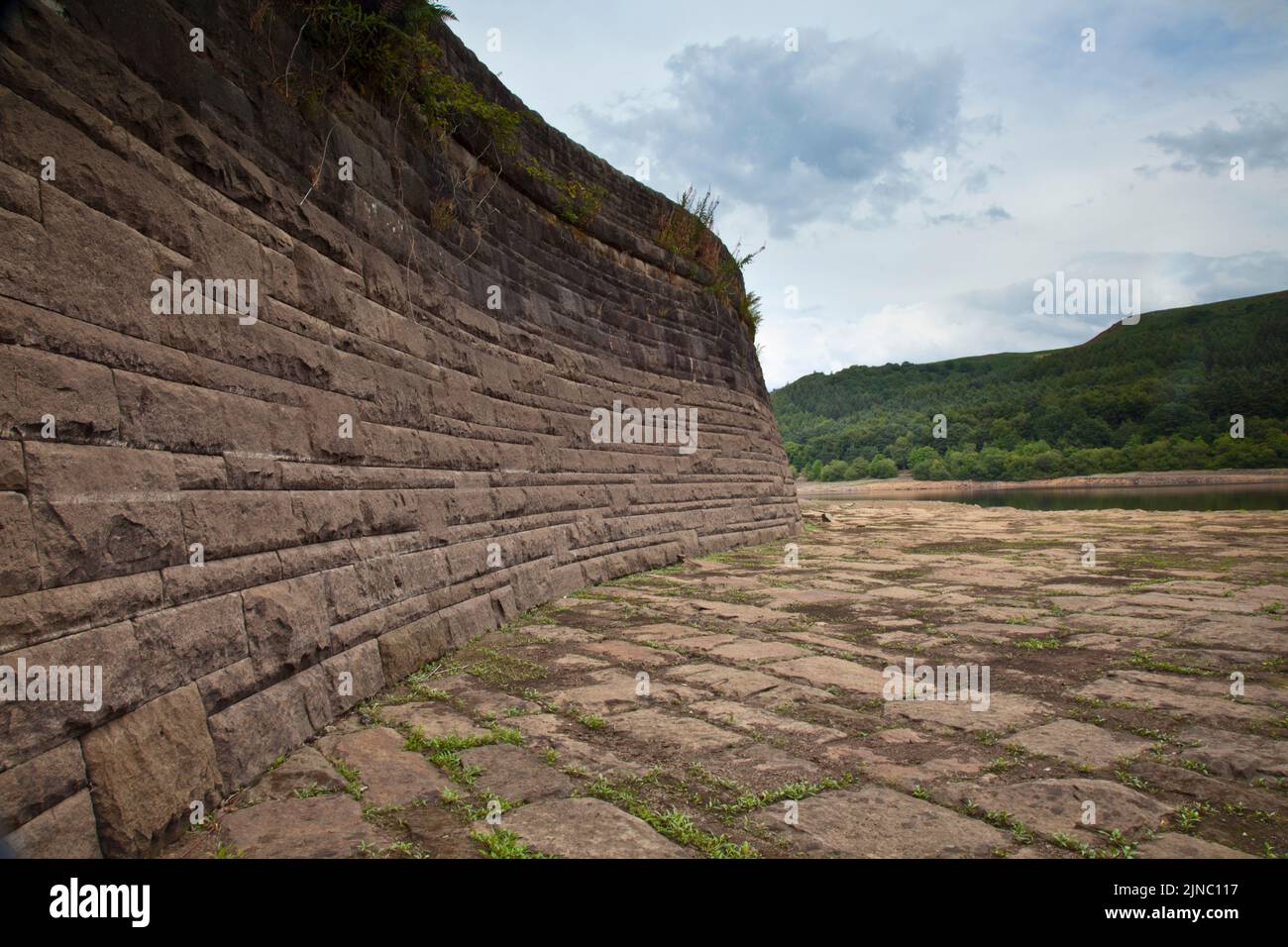 Dry conditions and low level water supplies at Ladybower Reservoir, Peak District, taken during the drought summer 2022 Stock Photo