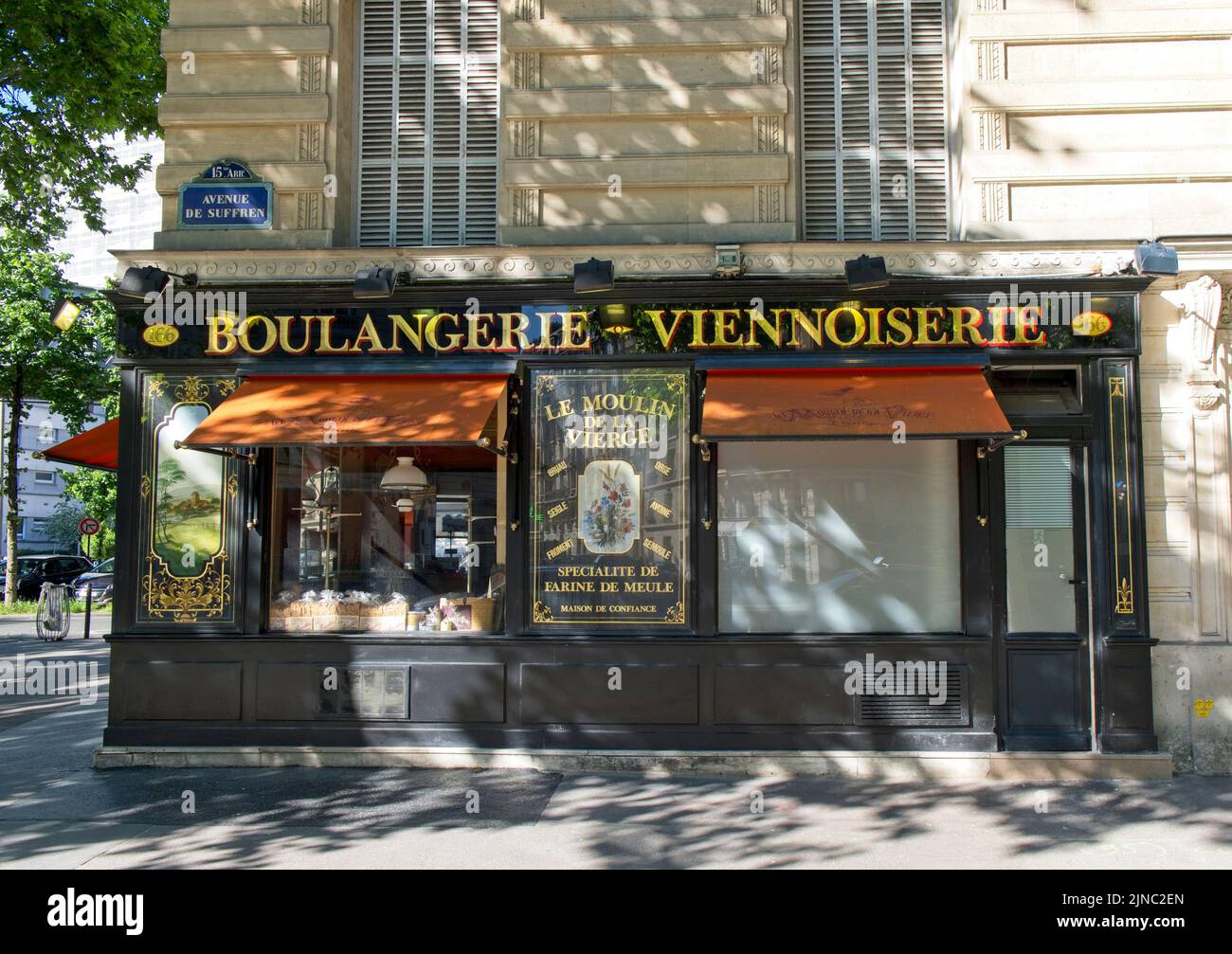 typical-bakery-paris-france-stock-photo-alamy