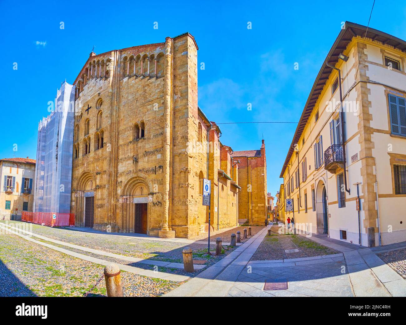 Medieval church San Michele Maggiore with outstanding facade in the heart of Pavia, Italy Stock Photo