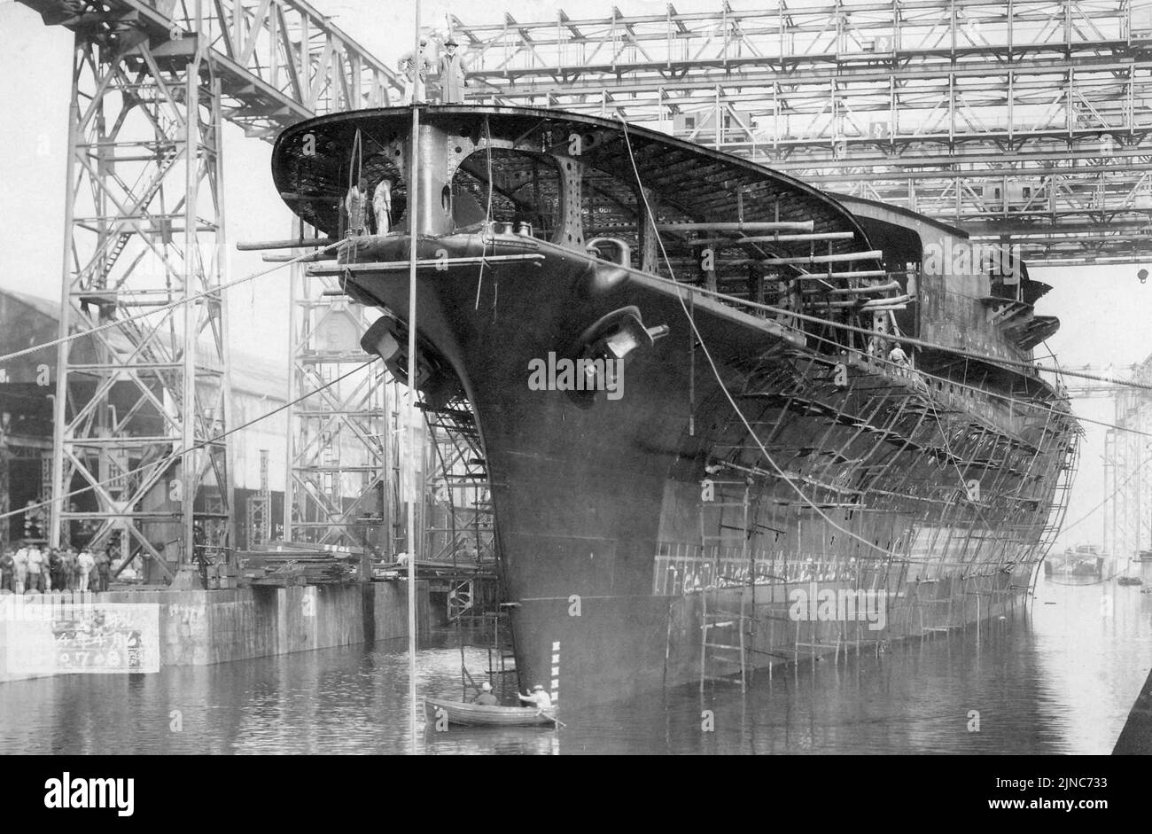 The Japanese carrier Akagi during construction in 1925 Stock Photo