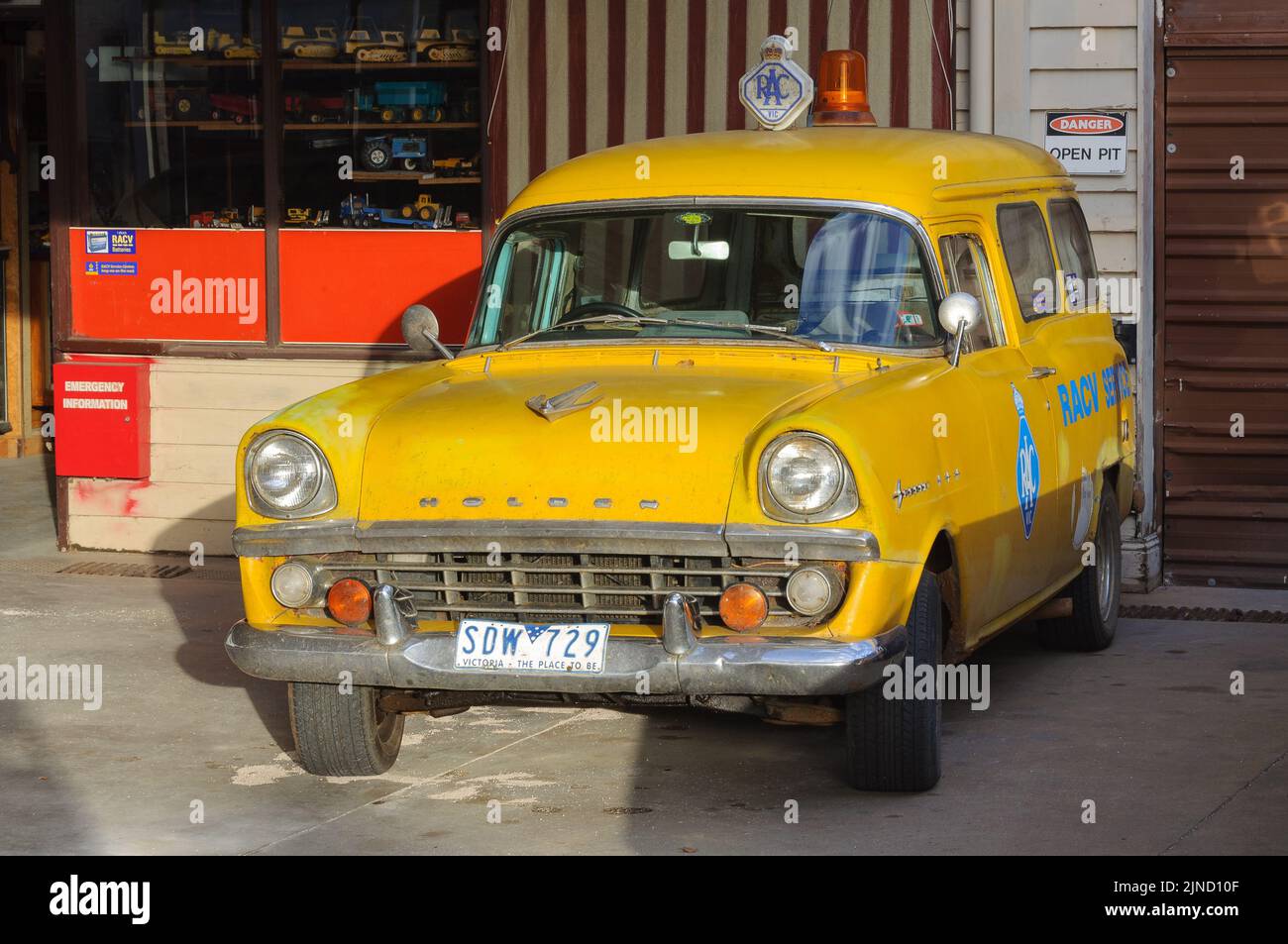 Vintage RACV Service car at the iconic Golden Era Service Station - Beechworth, Victoria, Australia Stock Photo